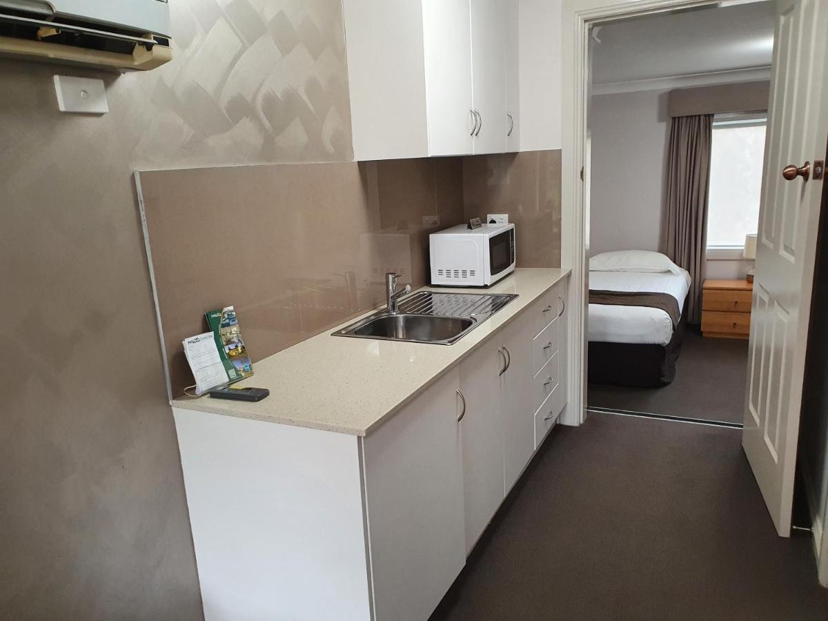 The Aston Motel Tamworth Buitenkant foto