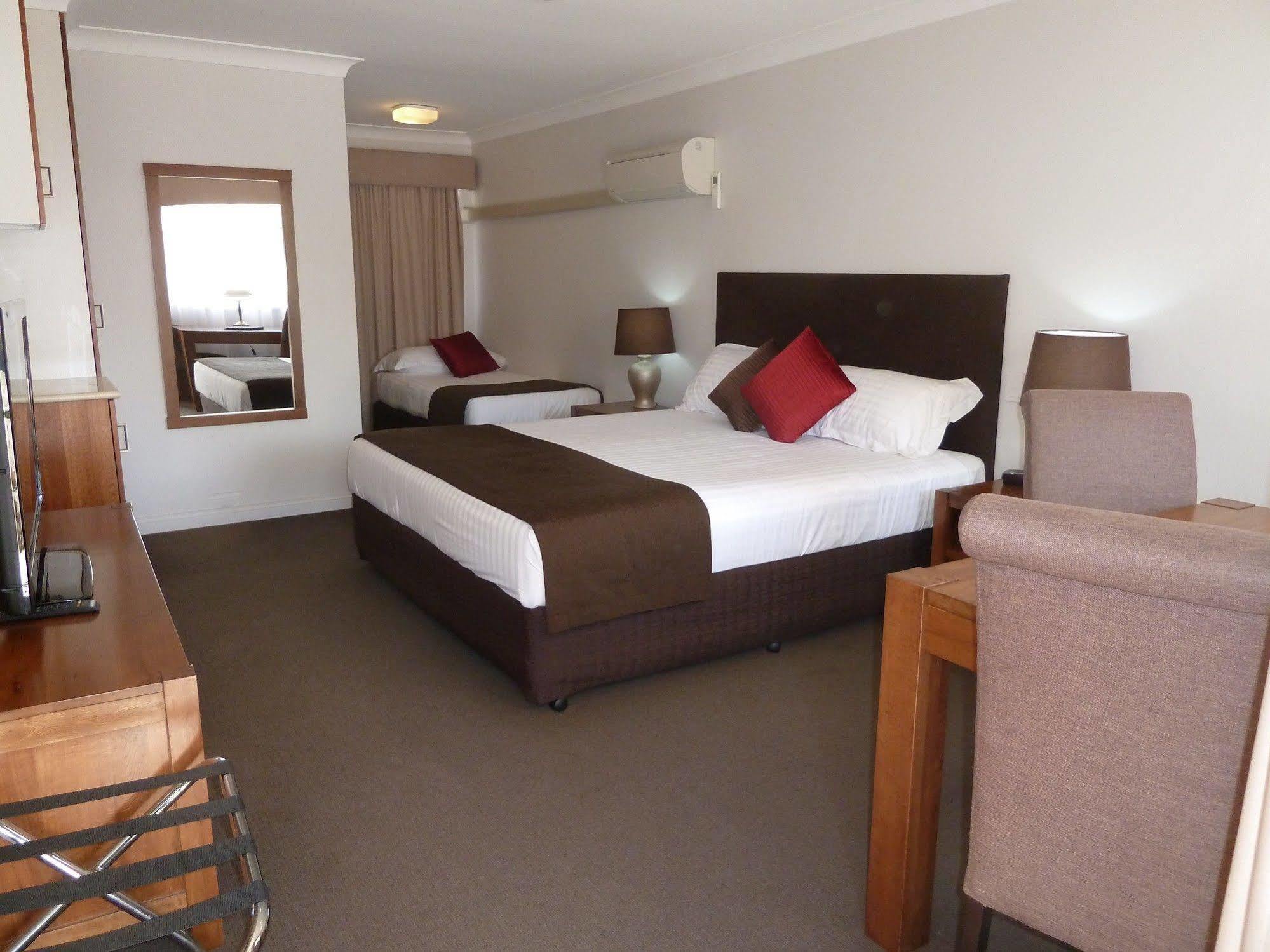 The Aston Motel Tamworth Buitenkant foto