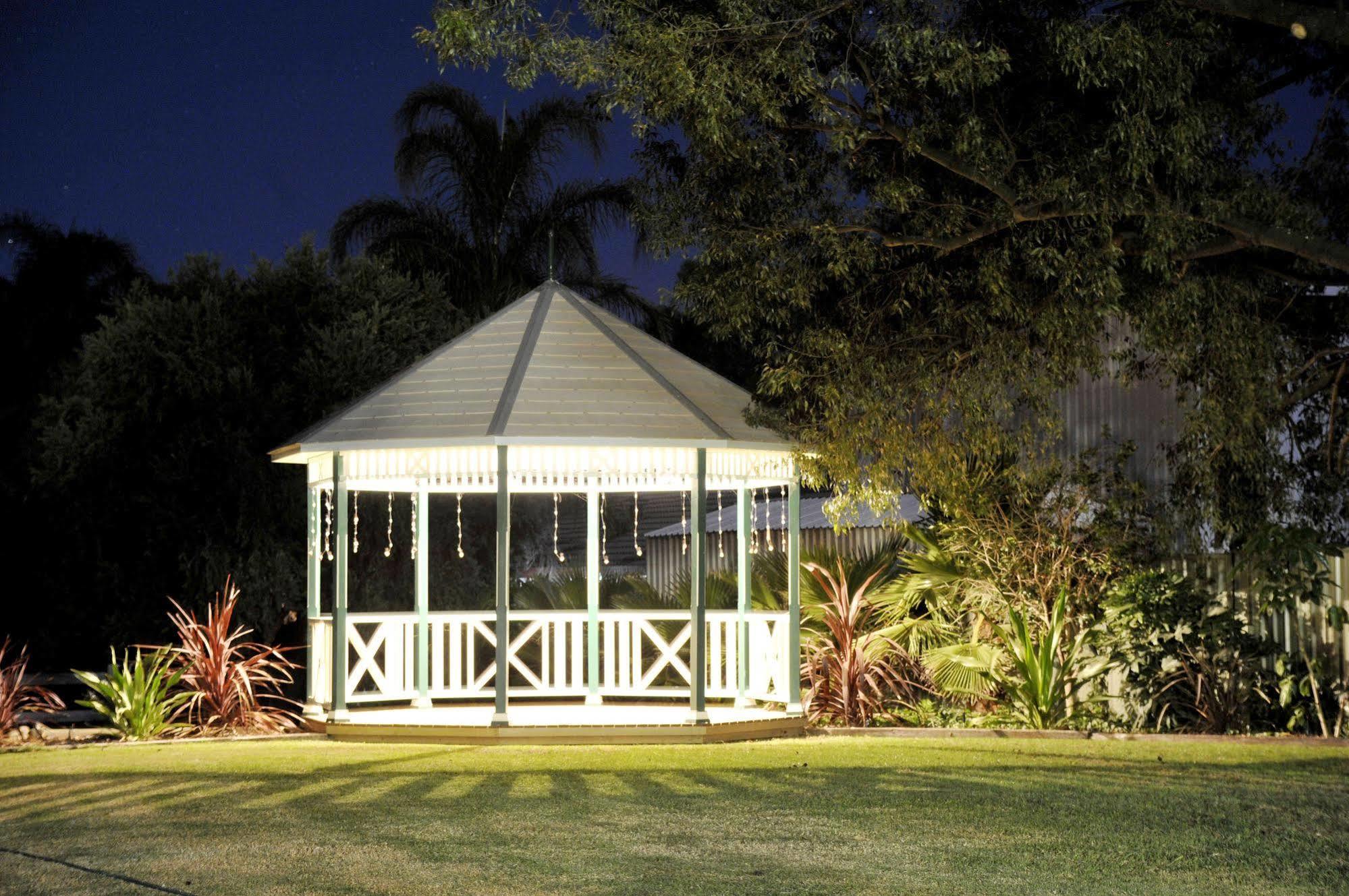 The Aston Motel Tamworth Buitenkant foto
