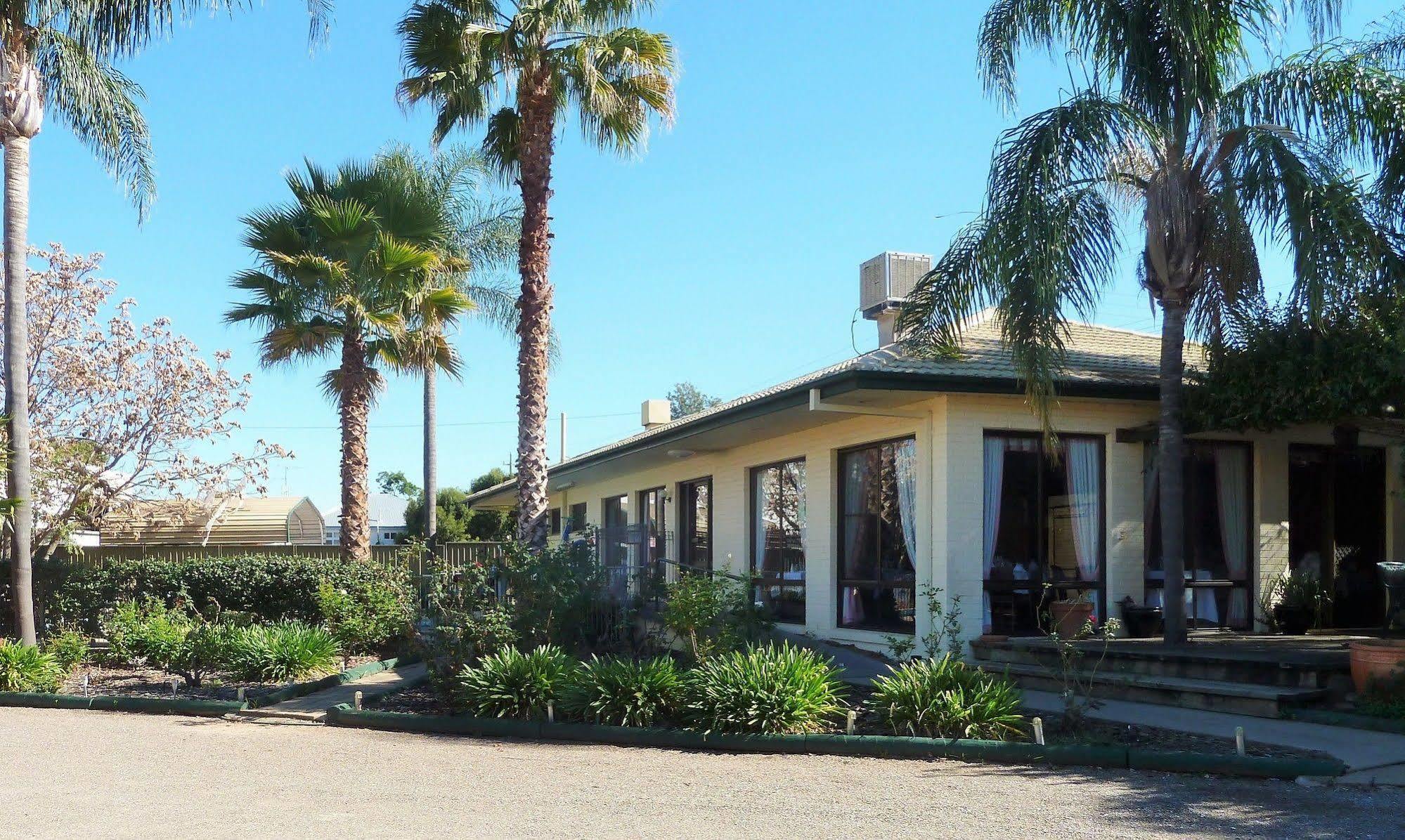 The Aston Motel Tamworth Buitenkant foto